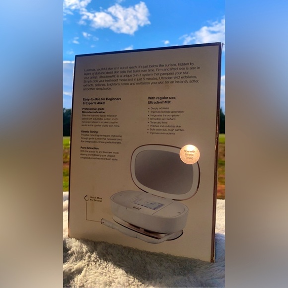 UltradermMD Trophy Skin Care Complete 3-in-1 System Aging Tool New Never Used - Picture 2 of 6